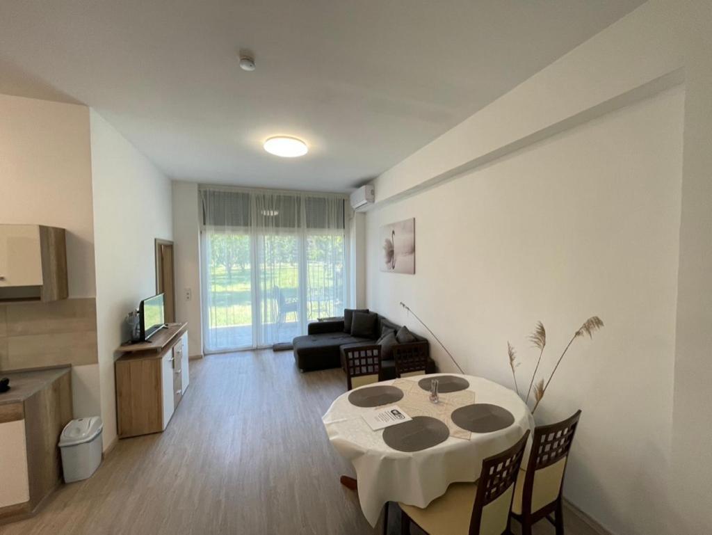 Gyoengybagoly Apartman Balatonbereny Ngoại thất bức ảnh
